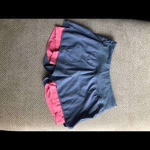 GymShark athletic shorts with spandex lining